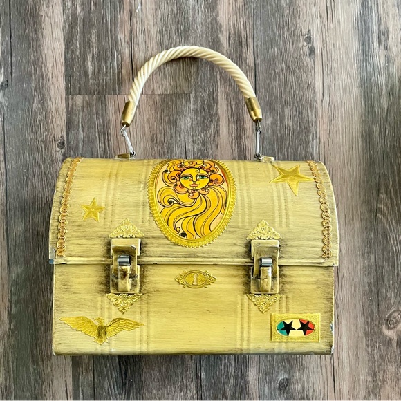 Vintage Decoupage Metal Lunchbox Purse Handbag Yellow Astrology Aquarius 1970 - Picture 7 of 11
